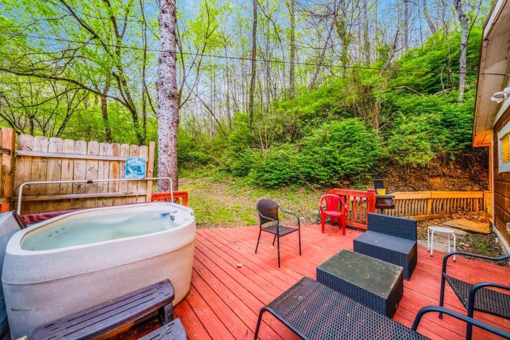 Villa Cozy Cub Mountain Escape Gatlinburg Exterior foto